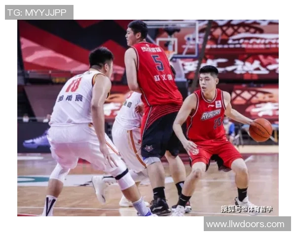 2017至2018赛季新疆队与青岛队精彩对决回顾与分析 2017至2018赛季新疆队与青岛队精彩对决回顾与分析