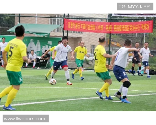 小店区激情四溢足球比赛现场直播精彩瞬间回顾与赛况分析 小店区激情四溢足球比赛现场直播精彩瞬间回顾与赛况分析