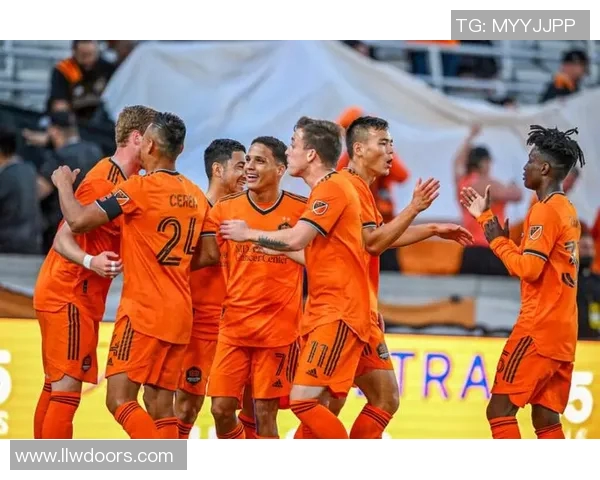 休斯顿敦迪纳摩迎战费城联合争夺美职联季后赛资格的关键之战